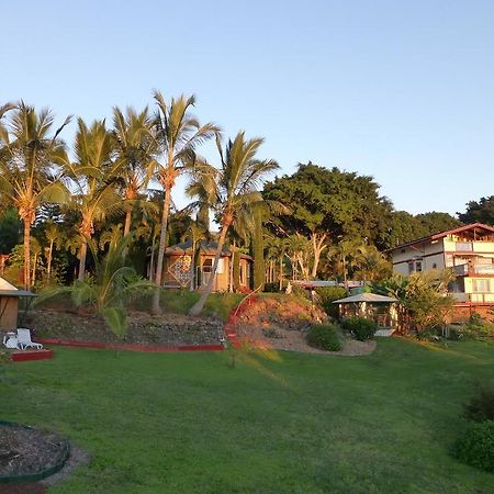 Banyan Tree Sanctuary Guest House Kalaoa Exterior foto
