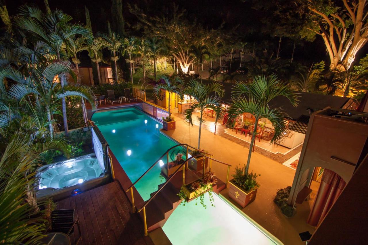 Banyan Tree Sanctuary Guest House Kalaoa Exterior foto